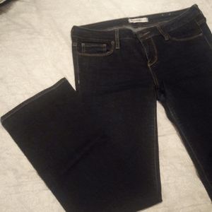 Bullhead Black dark wash jeans